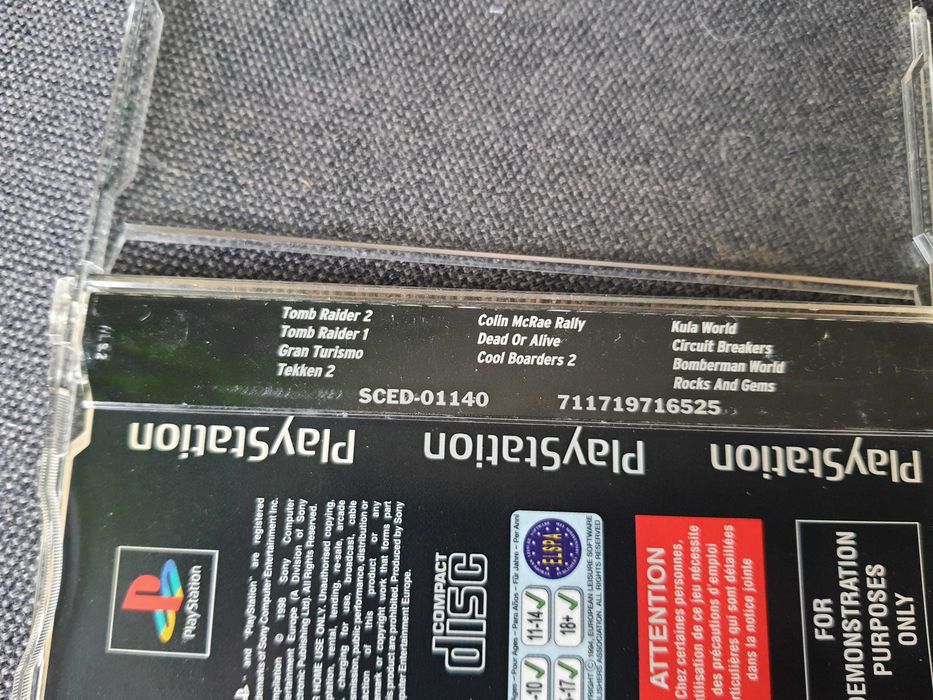 Essential Playstation 9 IX Tomb Raider Tekken Colin Gran Turismo Kula World Bomberman