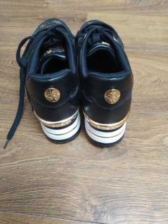 Buty snikersy Guess 41