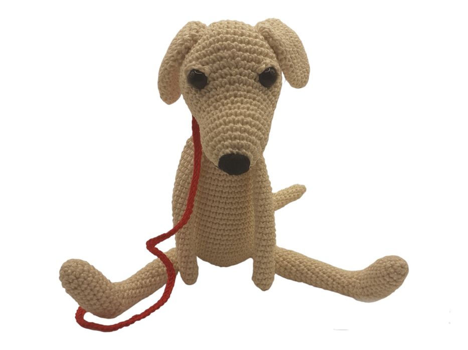 Cão labrador golden retrivier em crochet