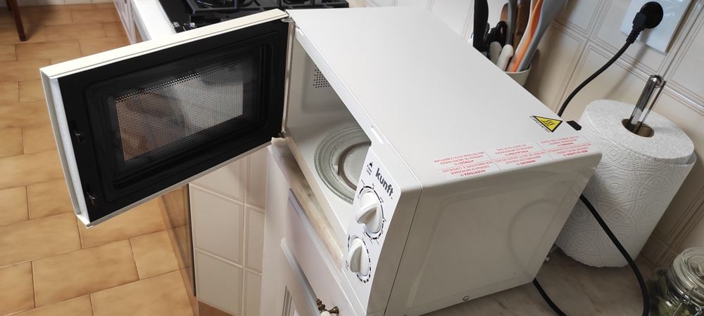 Microondas Kunf Branco