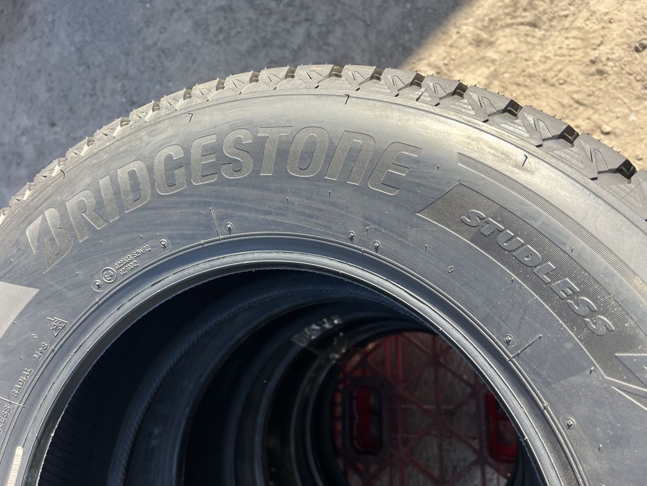 265/65r17 Bridgestone Blizzak Dm-v3  шини зимові комплект нові