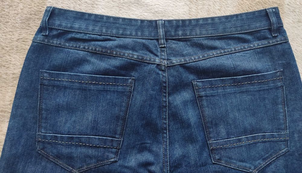 Продам мужские джинсы w38-l31(на 34)