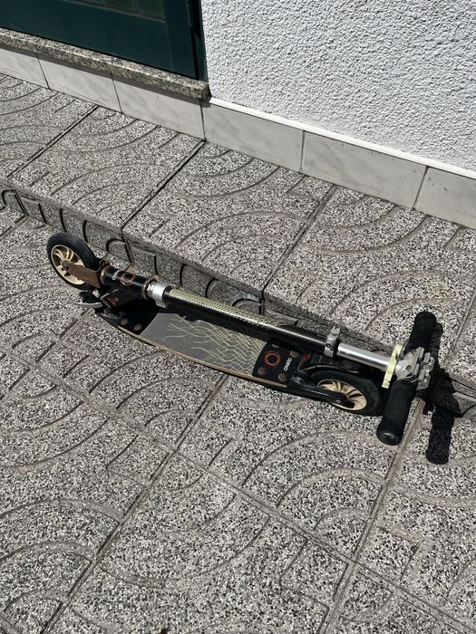 Trotinete Dobrável com Travão – Boa Condição
