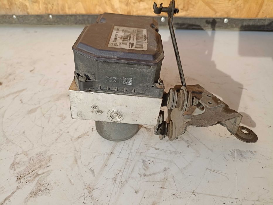 VW Passat B7 1.6 2.0 Блок АБС ABS 3AA614109M