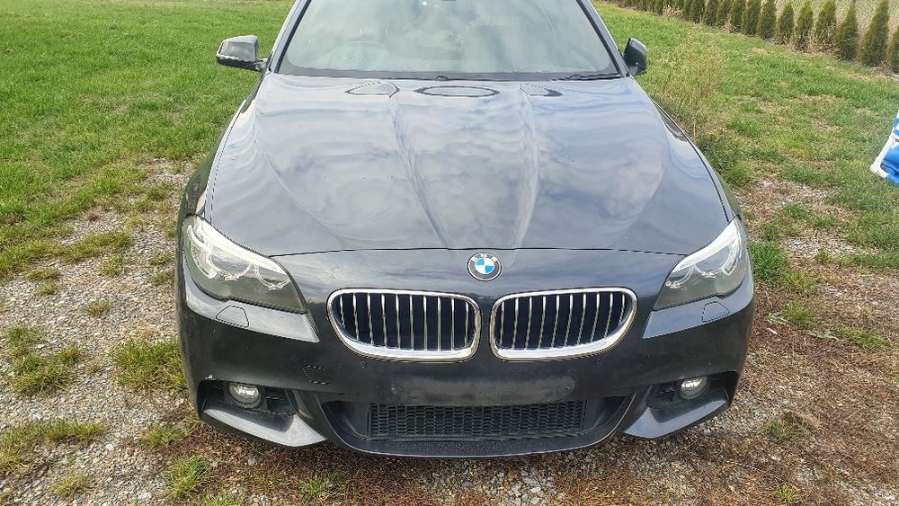 BMW f10 Lift M-pakiet Kolor A90 Maska Zderzak Lampy Bixenon Uszczelka