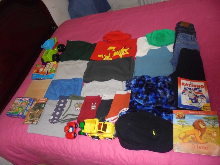 lote de roupa de menino o jogo MINIPUZZLES AS PROFISSÕES