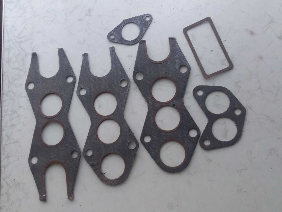 Шкло до фар, прокладки до м412 нові,а також різні запч