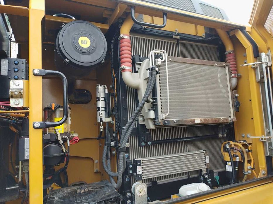 Koparka gąsienicowa Caterpillar 320EL/Wynajem-usługi-roboty ziemne