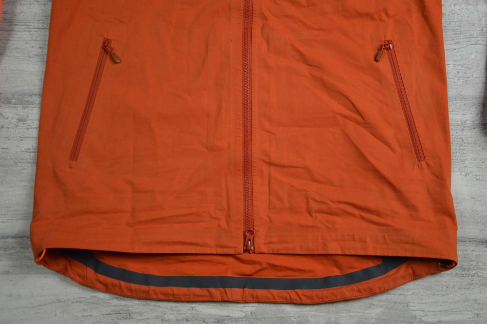 Norrona Svalbard Cotton damska kurtka przeciwdeszczowa - M