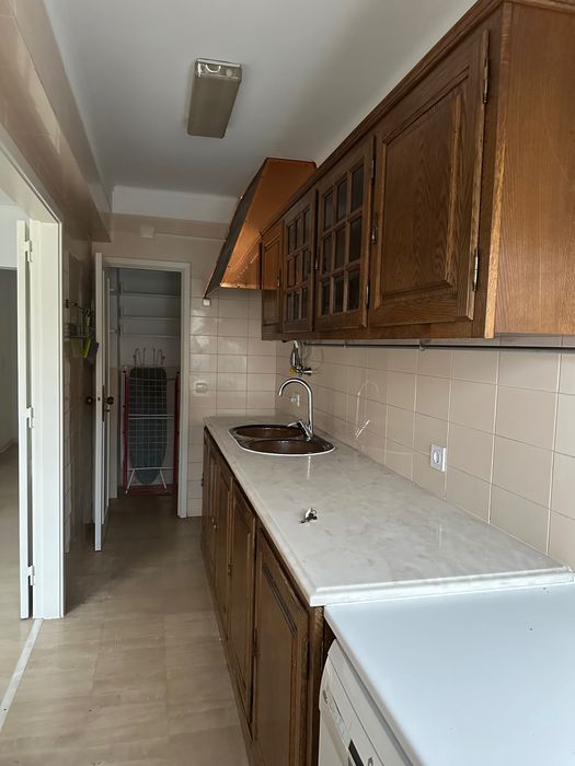 T1 Próximo Igreja Benfica