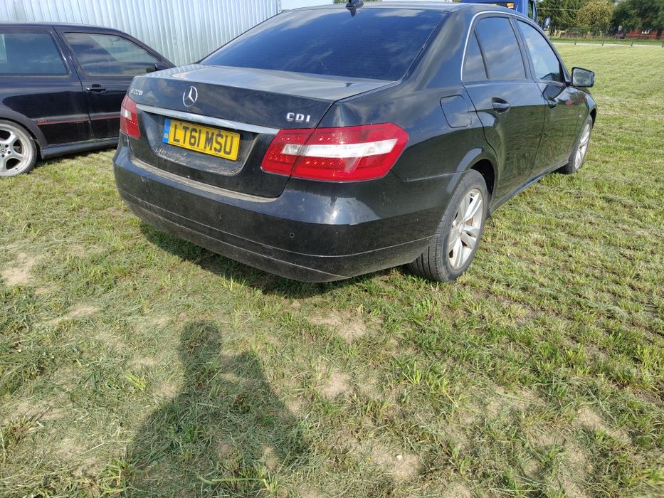 Zderzak tylny Mercedes w212 kolor 197