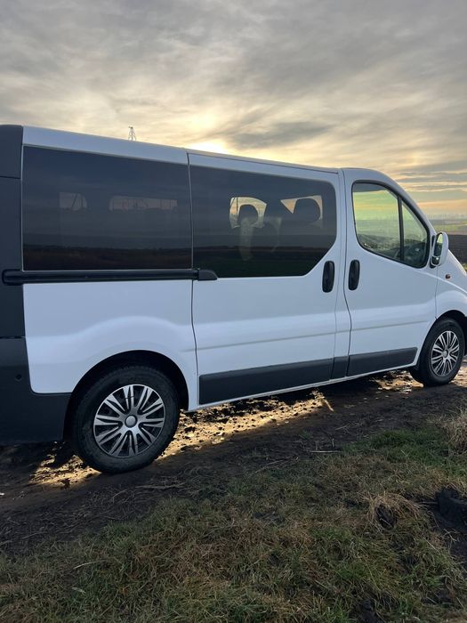 Продам Рено трафік 1.9 100к.с кпп6ступка