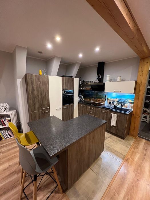 Wyjątkowe mieszkanie 45 m² | Centrum Jeleniej Góry | Antresola | W pełni wyposażone | Prywatny parking