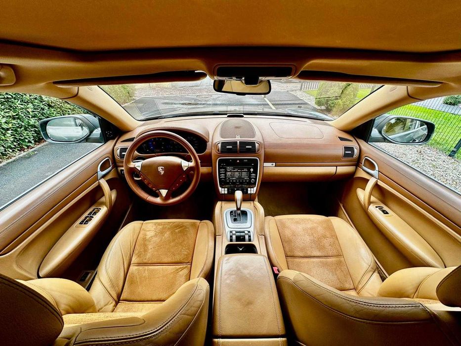 Porsche Cayenne — fotografia 8