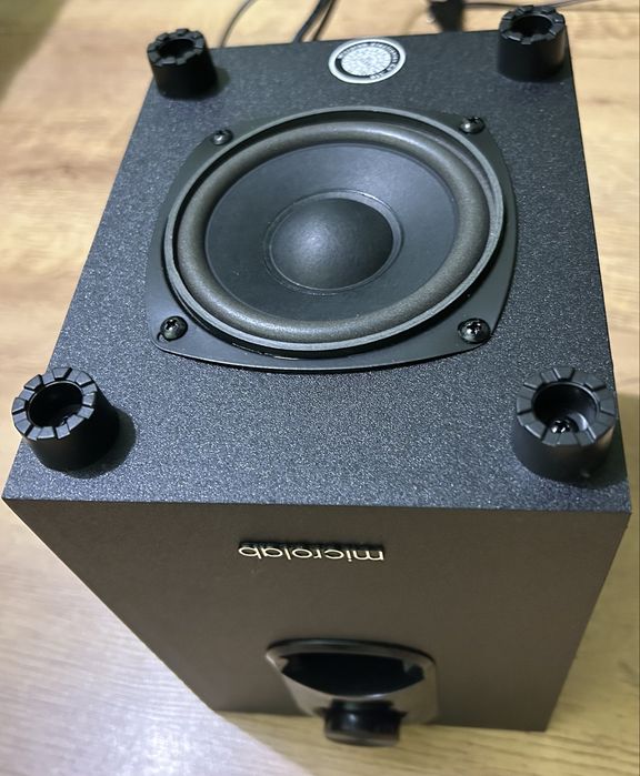 Акустична система MICROLAB M108