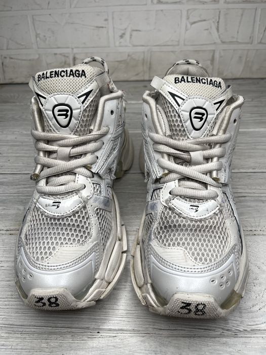 Нереальные модные balenciaga runner white (для ценителей )