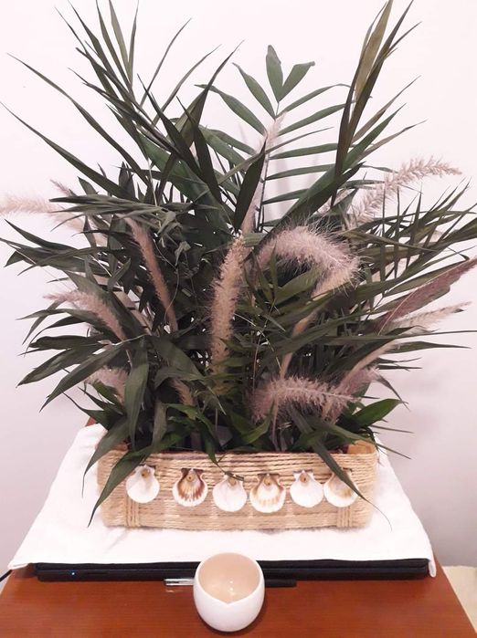 Caixa com flores naturais