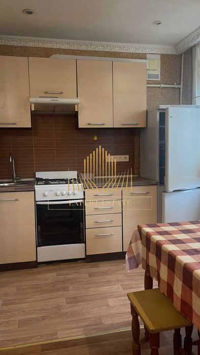 Продам 1-к. квартиру(бульвар Жасминовый(Новые дома)Коммунальный рынок