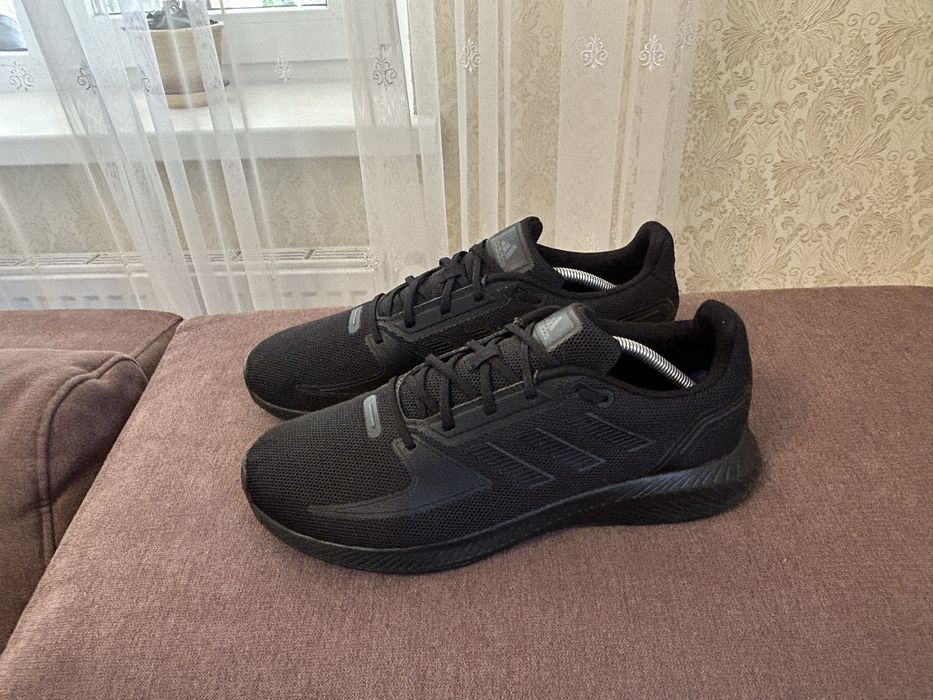 Чоловічі чкросівки Adidas Runfalcon