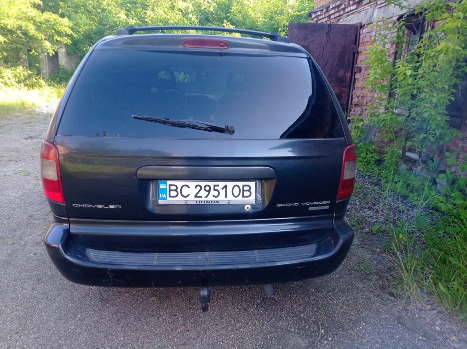 Крайслер вояжер 2.5CRD 2002 року