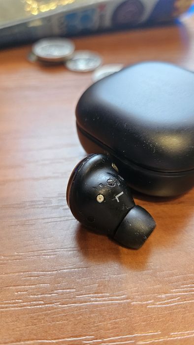 Навушники Samsung bads pro оригінальні купувалися в Алло