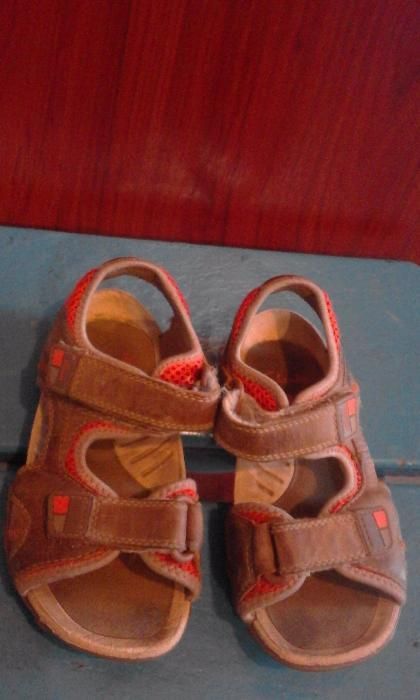Sandały chłopięce Clarks 27