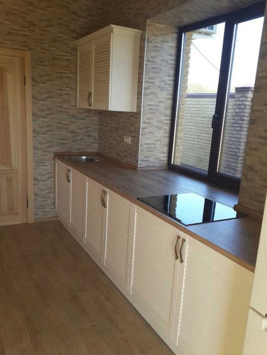 Продам земельный участок 15 сот с домиком 36 кв.м. в Родичах