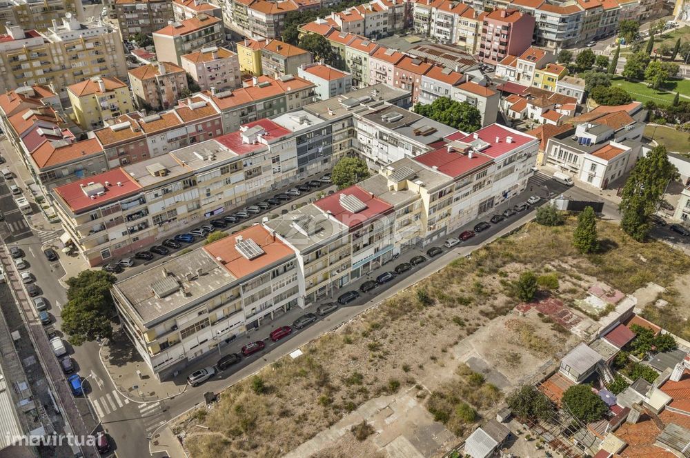 T2 na Venda Nova a 5mins da estação Amadora Este