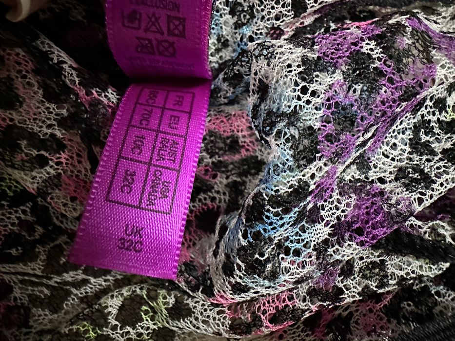 Яркий боди agent provokateur l'agent 32 c