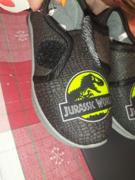 Nowe 27 jurassic Word PAPcie