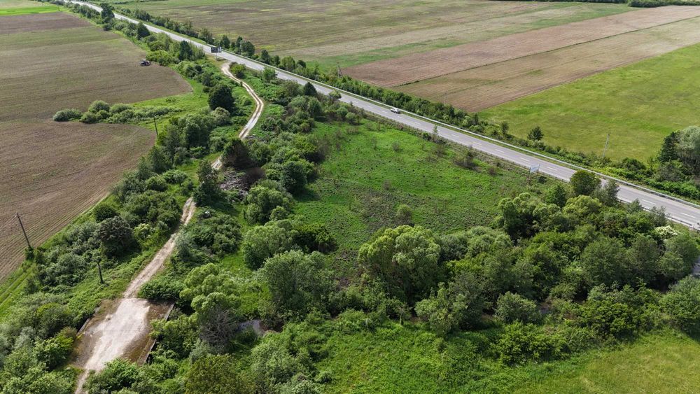 Продаються три земельні ділянки біля с. Шаян