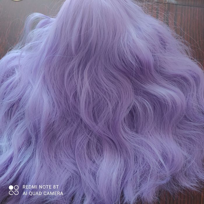 Peruka damska kolor fioletowy