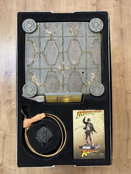 Статуя 1/3 INDIANA JONES – Raiders Of The Lost Ark – CINEMAQUETTE