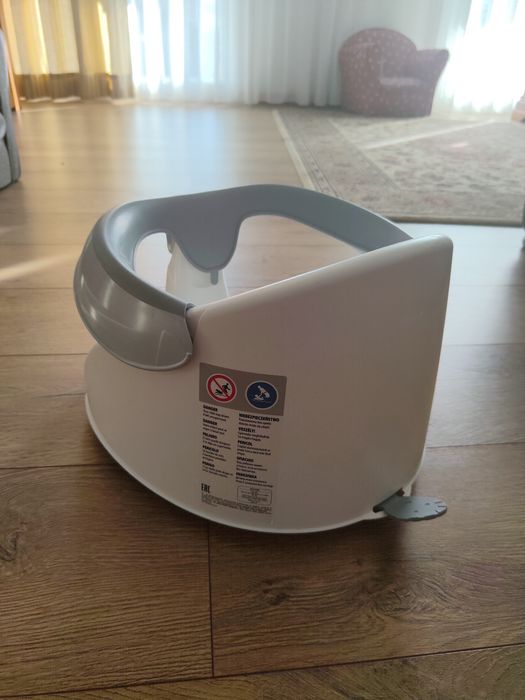 Cadeirinha de banho para bebé