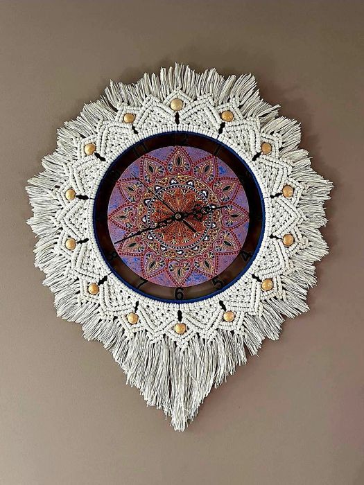 Ręcznie robiona ramka makramowa na zamówienie + malowany cyferblat