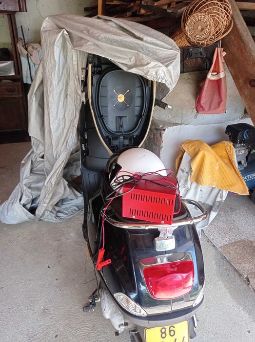 Vespa 50 cc como nova