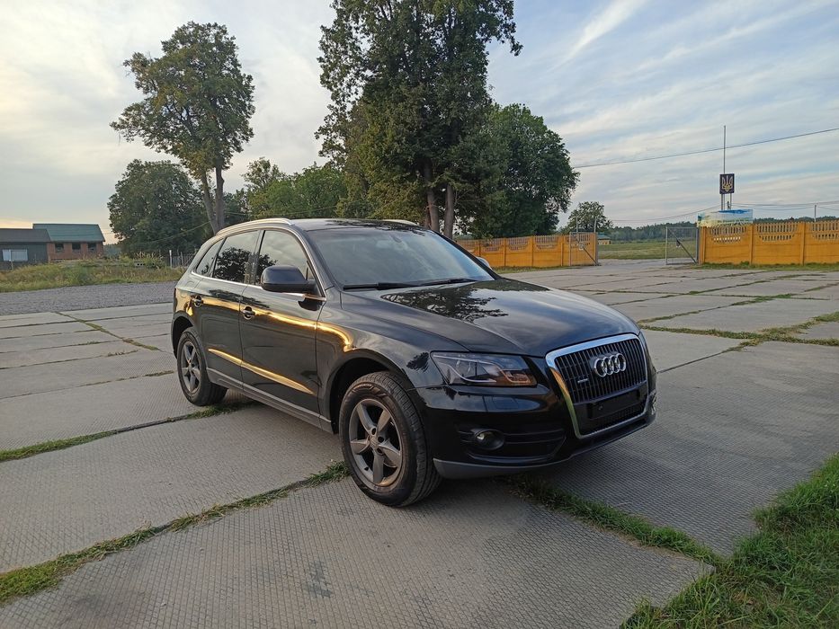 Ауді Audi Q5 2.0TDI Quattro