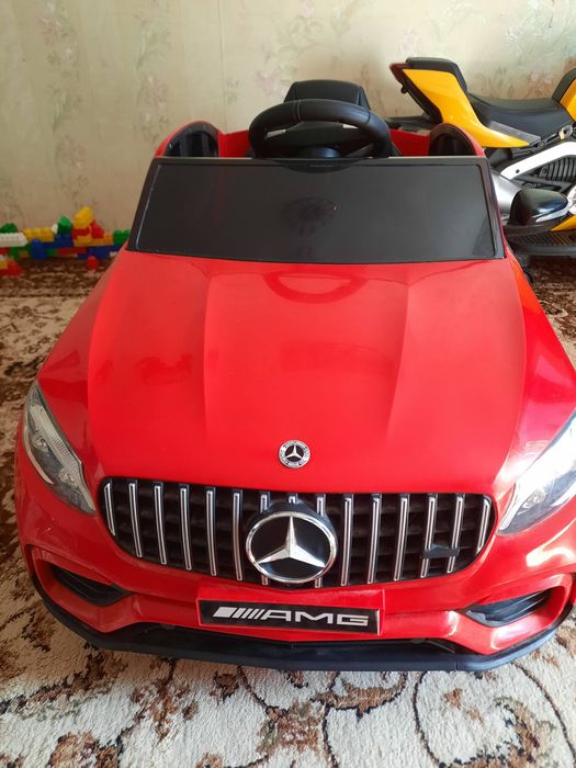 машина с дистанционным управлением для детей