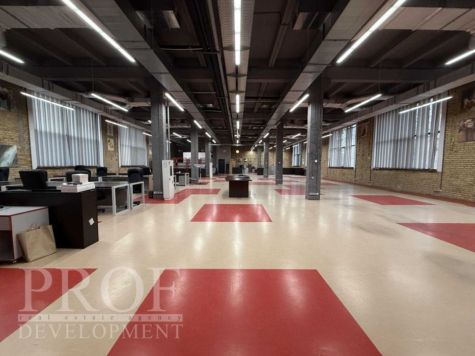 Бізнес центр классу В біля метро (565 м2)