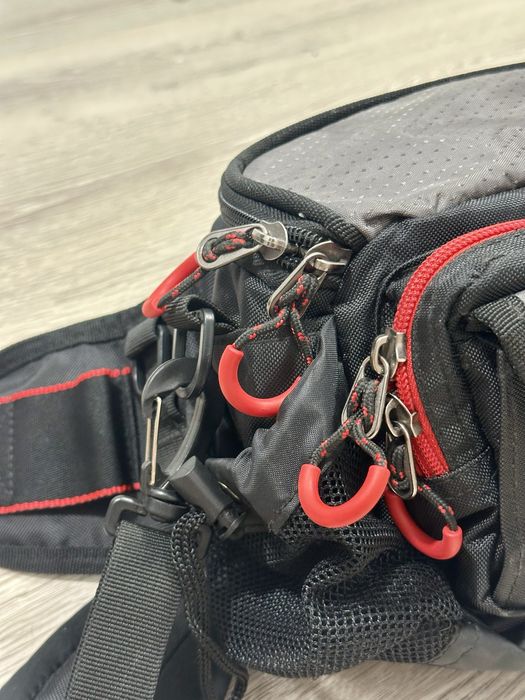 Golden Catch Hip Bag