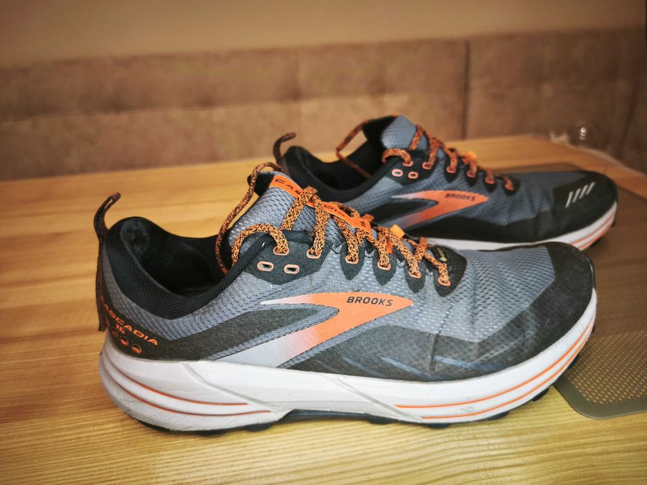 Brooks Cascadia 16 GTX