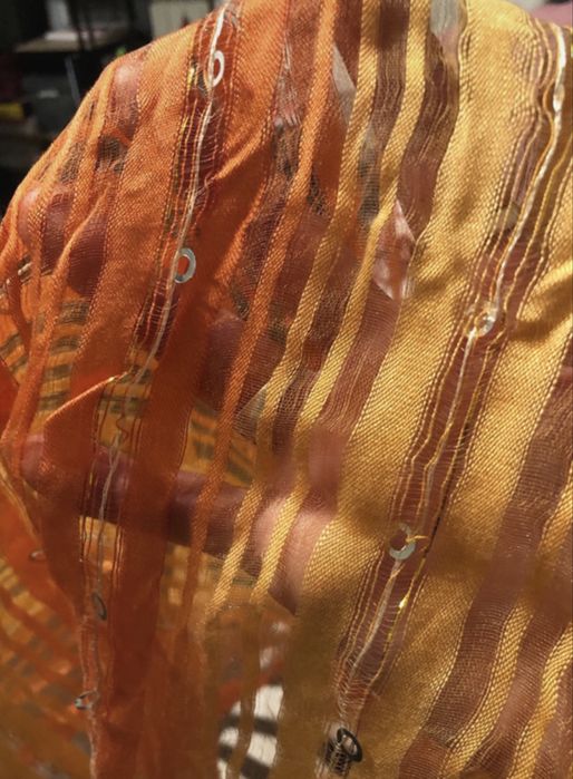 Apaszka-chusta z frędzlami