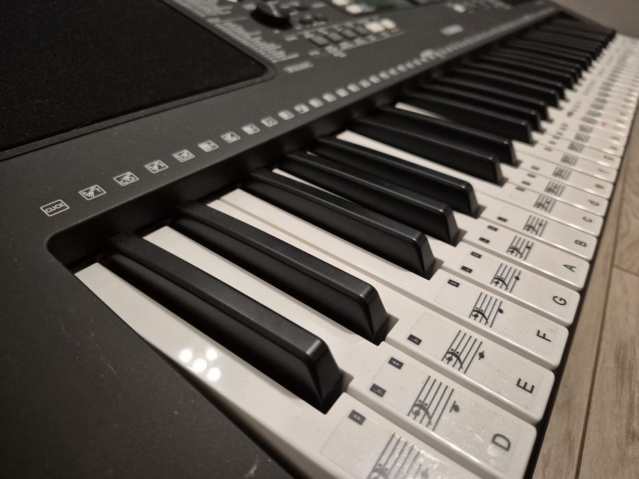 Keyboard Yamaha PRS - E373