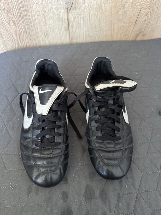 Футбольні бутси nike розмір 40,5