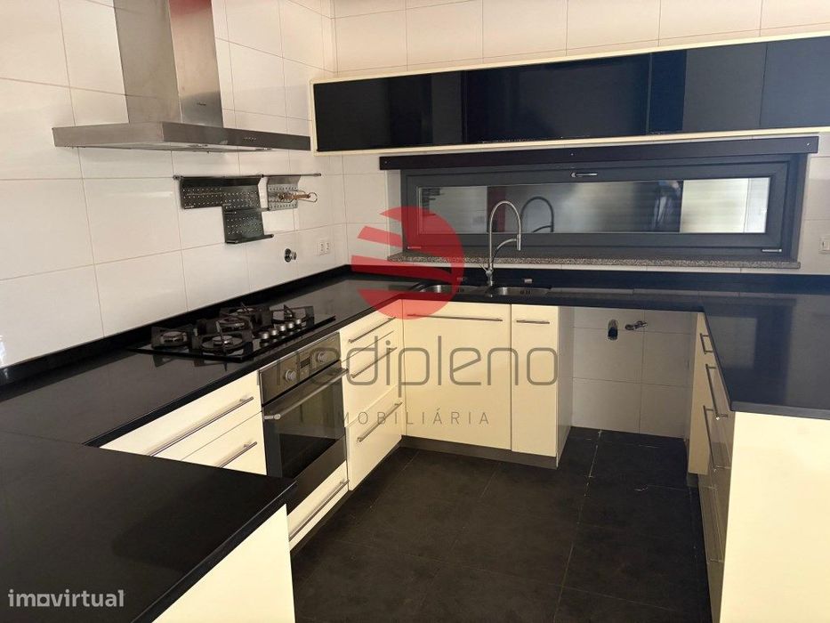 Moradia T4