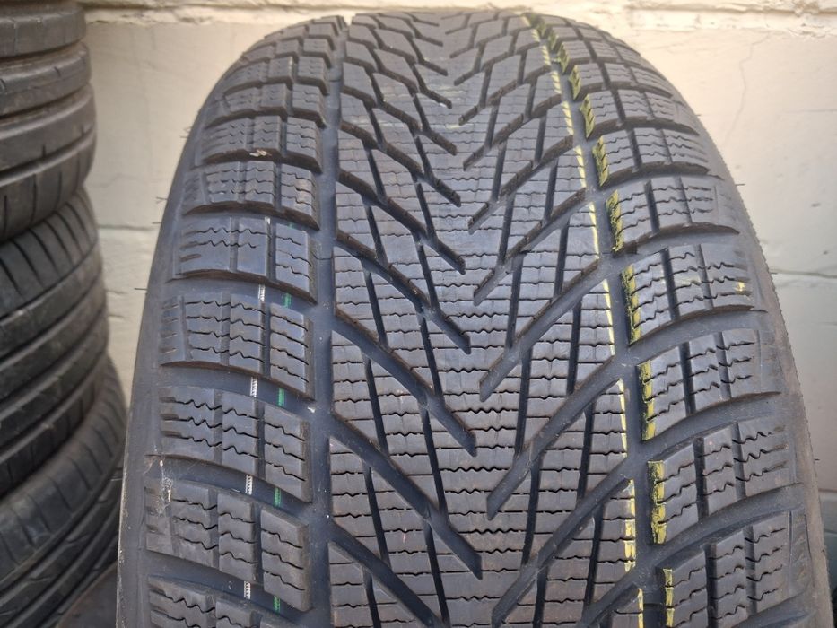 РАСПАРОВКА ШИНЫ Б/У 235/45 r18 GOODYEAR UltraGrip Performance 3