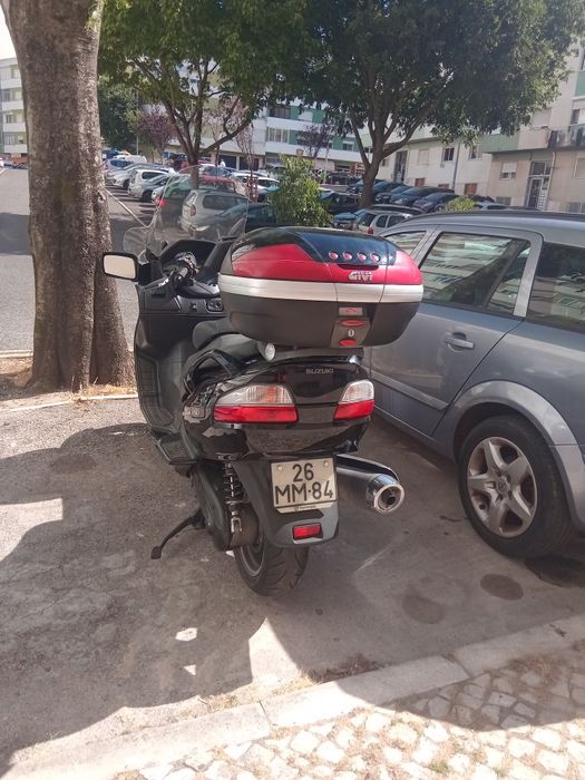 Zuzuki burgman 650 executive