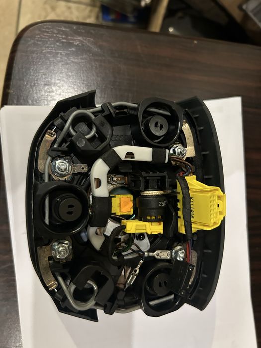 Poduszka air bag kierowcy Audi A4 B9 ladna