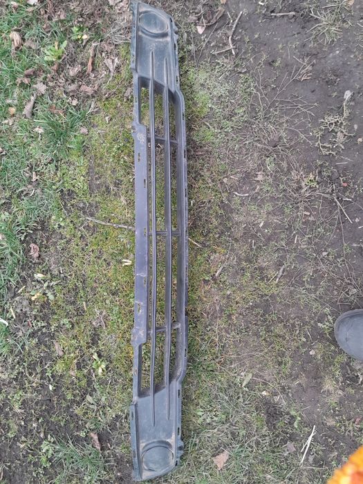 Решітка бампера калина