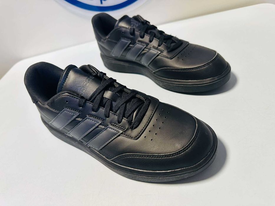 Adidas Courtblock IF6449  42 - 44 czarne